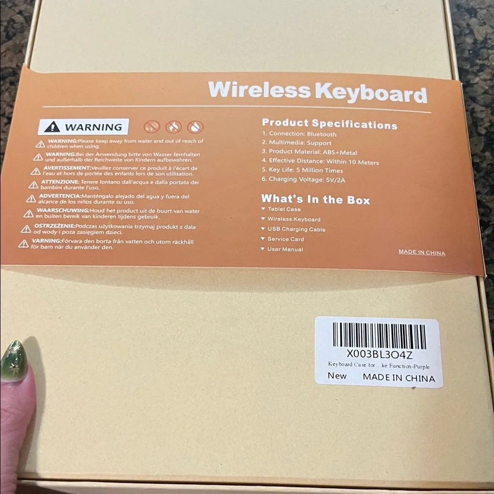 NWT Wireless Tablet Keyboard Case - lavender